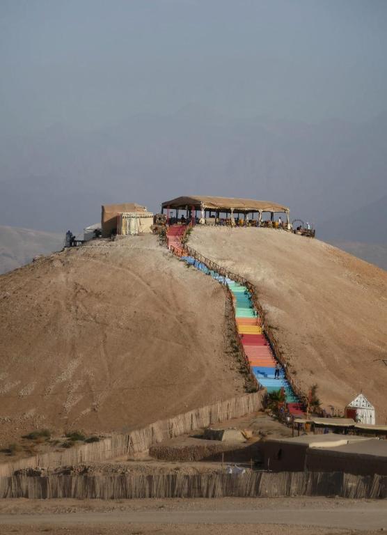 من إمليل الجبلية إلى أگفاي الصحراوية، وختامها في مراكش الحمراء